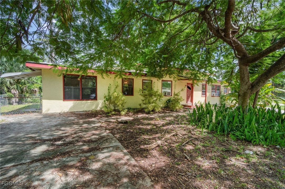 2729 Broadway Property Photo 2