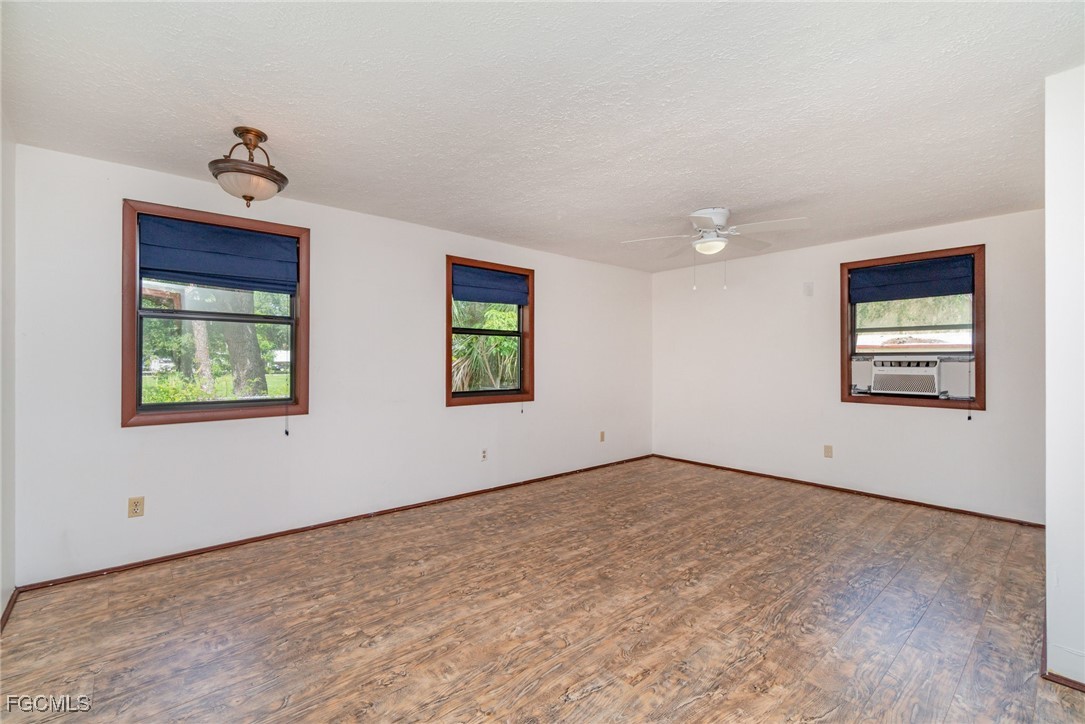 2729 Broadway Property Photo 35