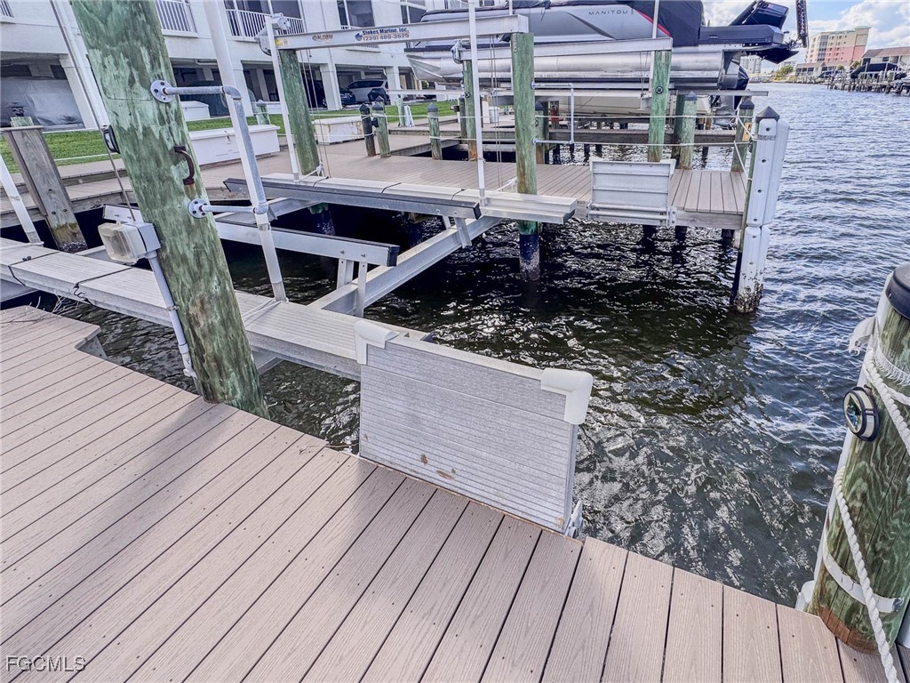 Docks 15 & 16 - 4341 Bay Beach Ln Property Photo 7