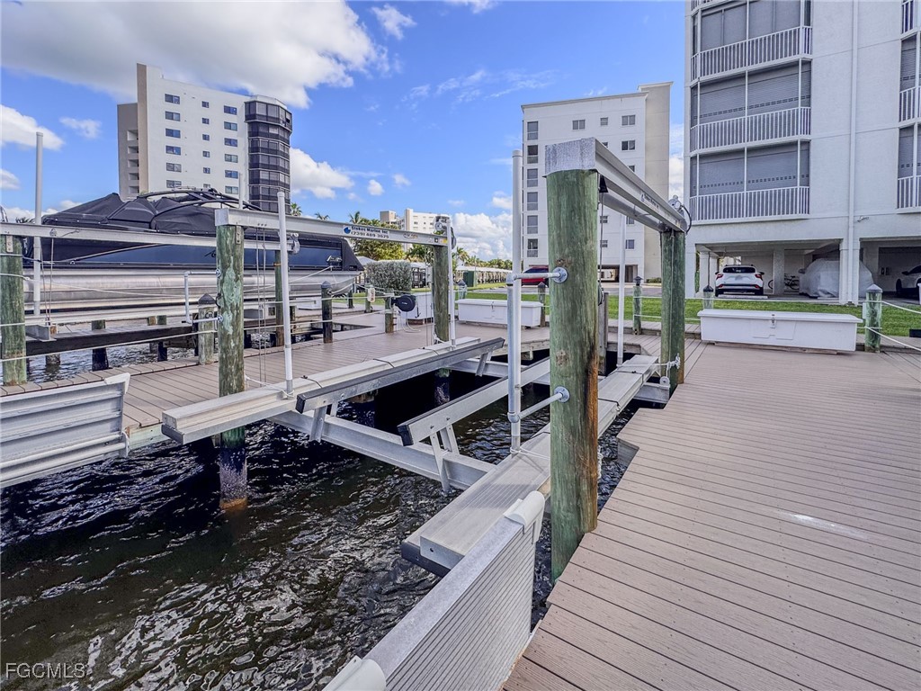 Docks 15 & 16 - 4341 Bay Beach Ln Property Photo 12