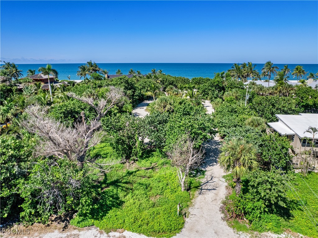 16548 Captiva Dr Property Photo 5
