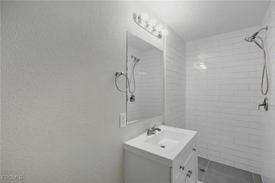 728 Tower Dr Property Photo 29
