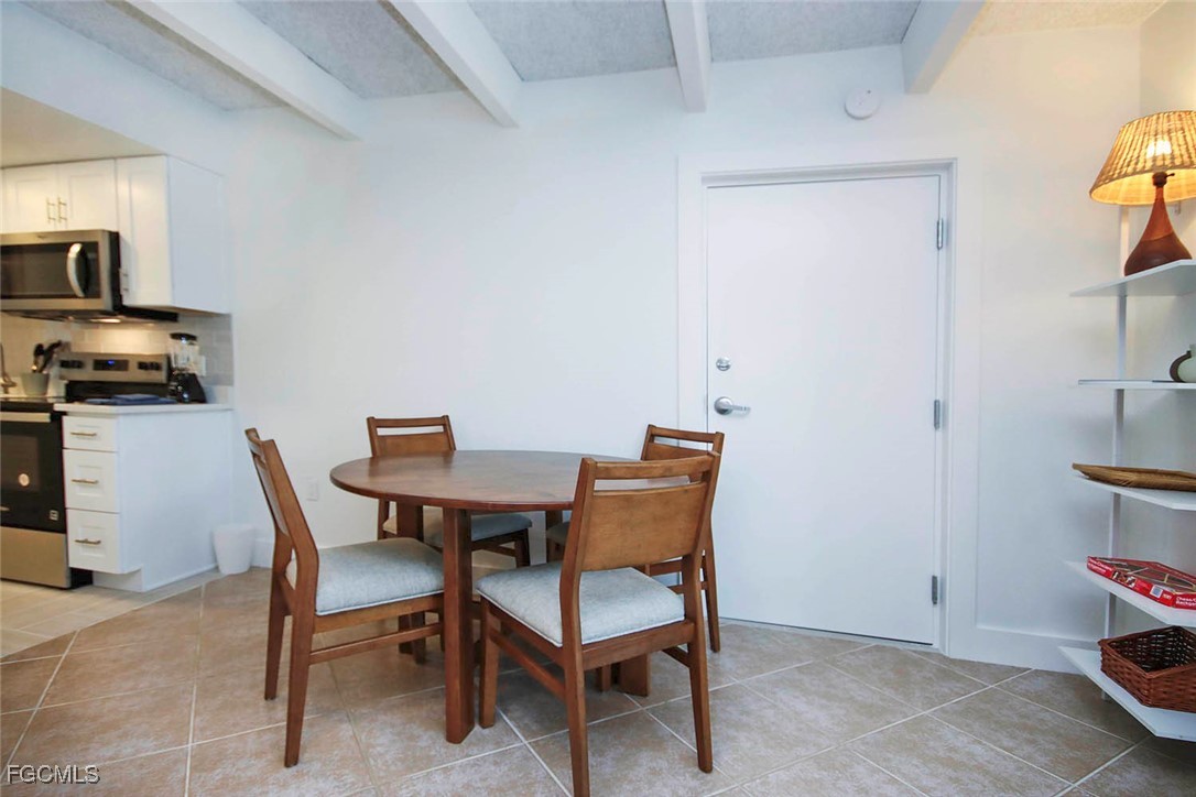 429 E Gulf Dr C54 Property Photo 7