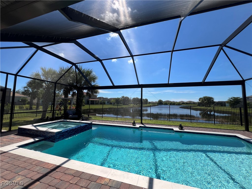 3425 Hampton Blvd Property Photo 3