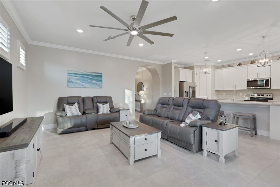 3425 Hampton Blvd Property Photo 10