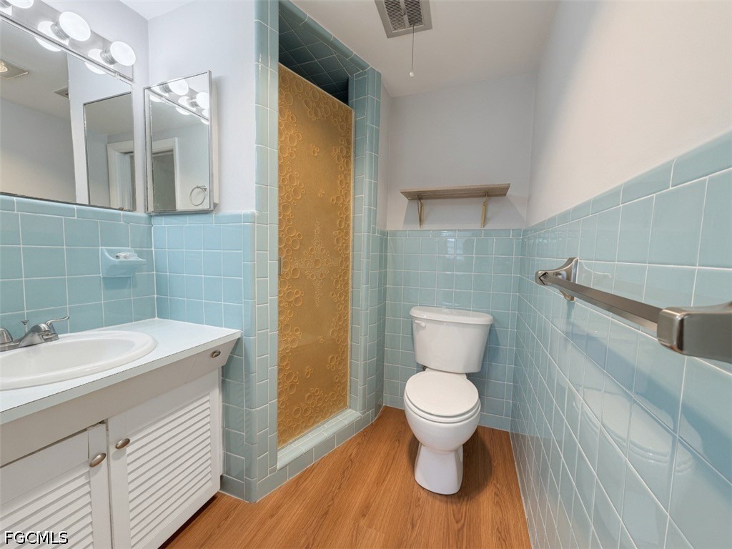 4213 Palm Tree Blvd 9 Property Photo 10