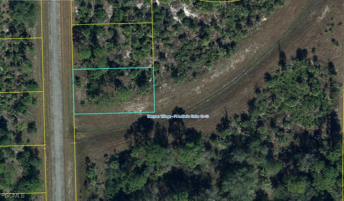 309 Houston Pl Property Photo 4