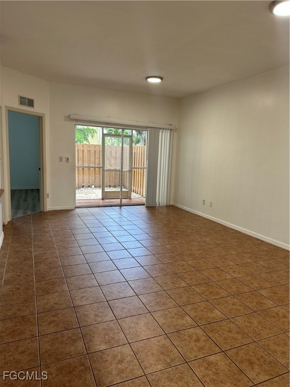 4225 Bellasol Cir 1612 Property Photo 2