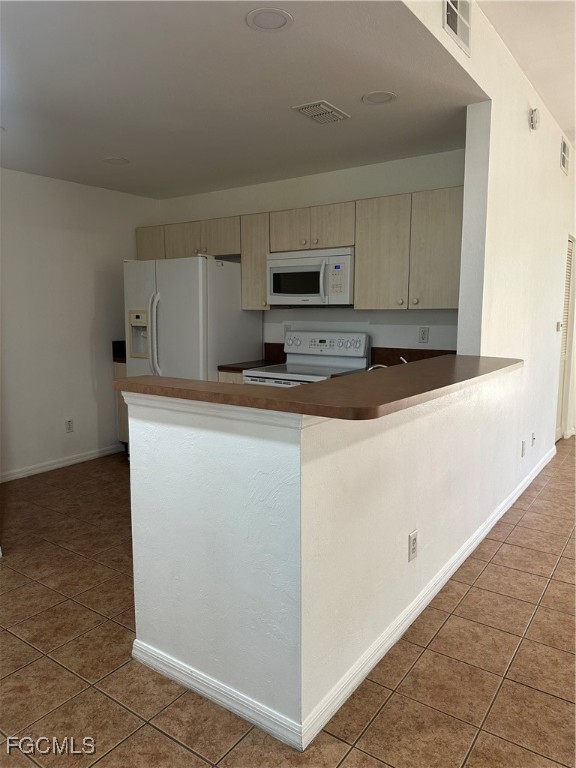 4225 Bellasol Cir 1612 Property Photo 4