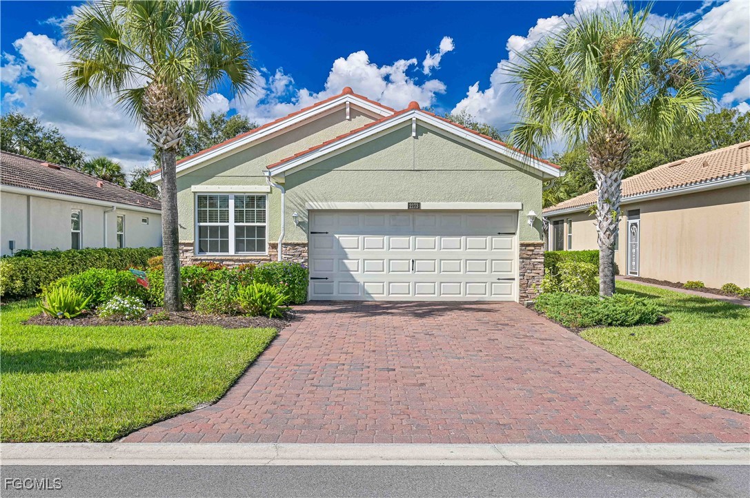 2173 Summersweet Dr Property Photo 1