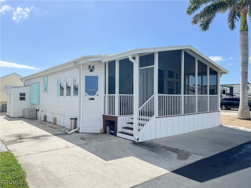 11117 Stardust DR Property Photo 1