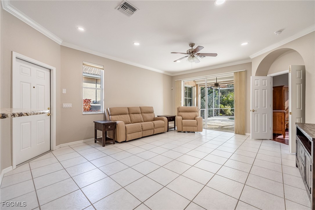 7678 Bay Lake Dr Property Photo 6