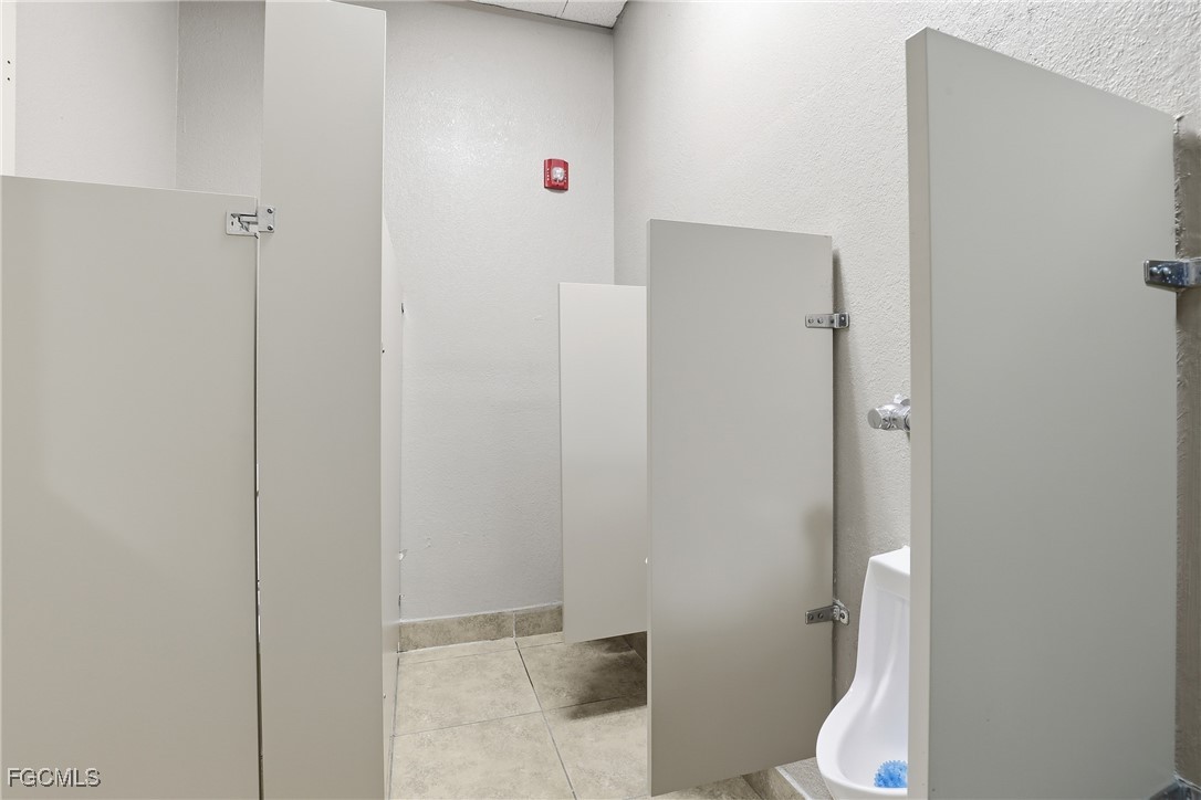 300 Leonard Blvd N 1-2 Property Photo 28