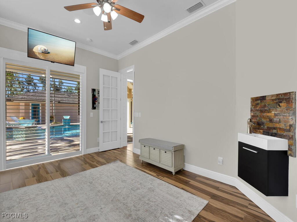 6480 Pine Cone Ct Property Photo 27