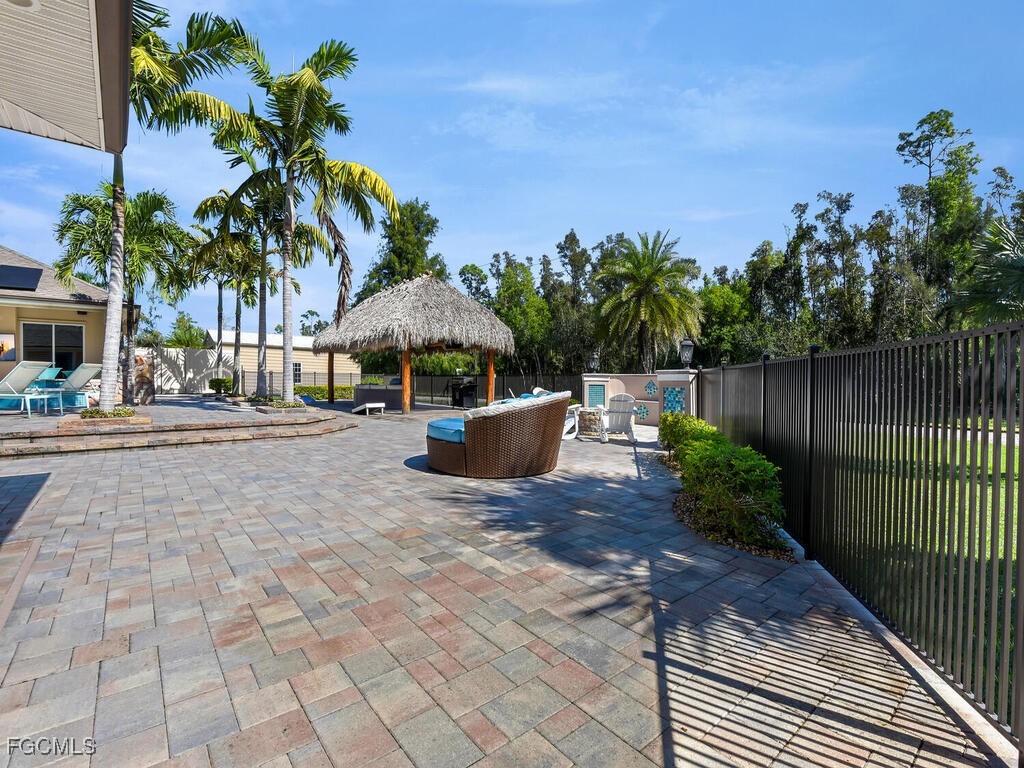 6480 Pine Cone Ct Property Photo 44
