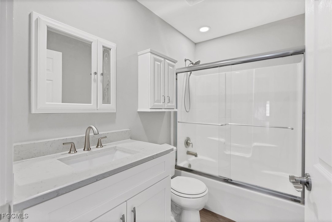 17585 Blackfriar Dr Property Photo 21