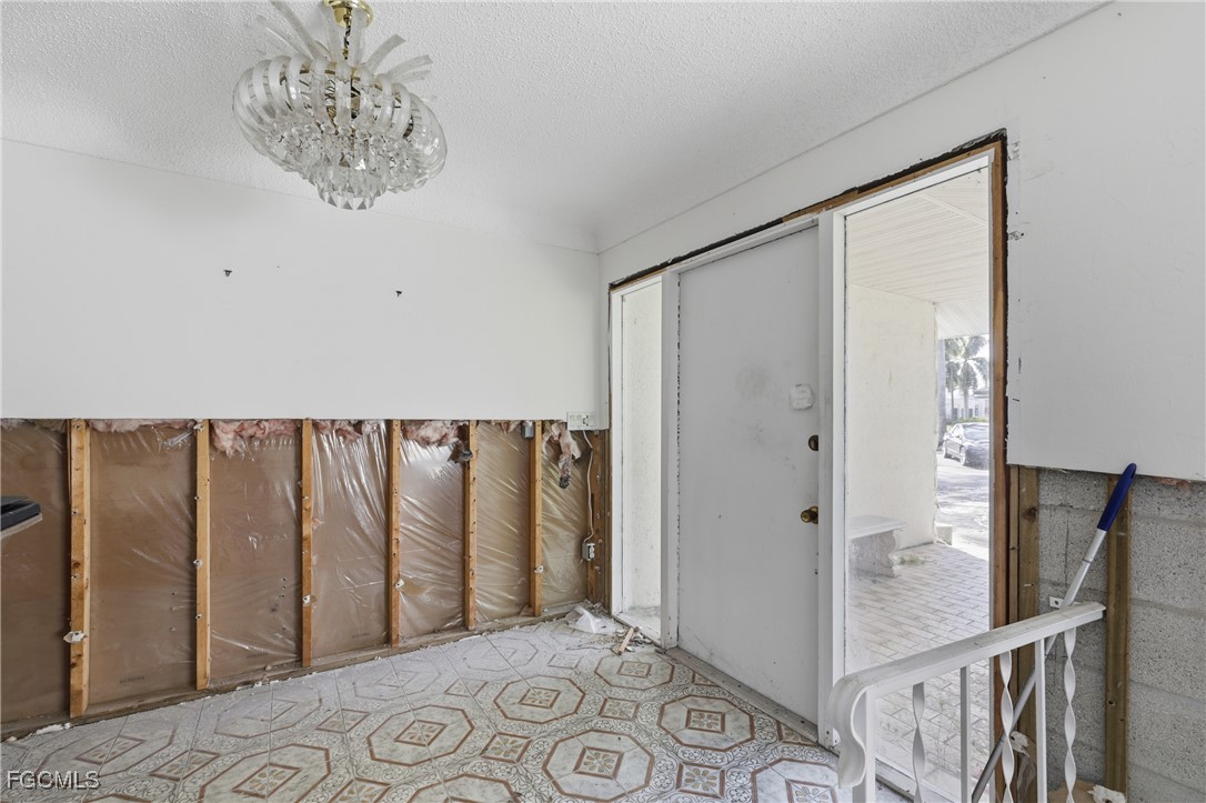 111 Sw 49th Ter Property Photo 19