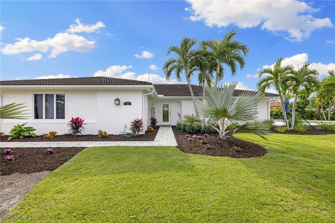 979 Whelk Dr Property Photo 1