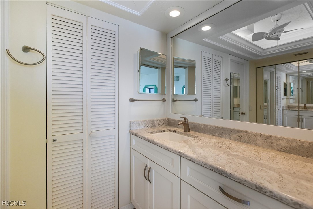 7500 Estero Blvd 1104 Property Photo 17