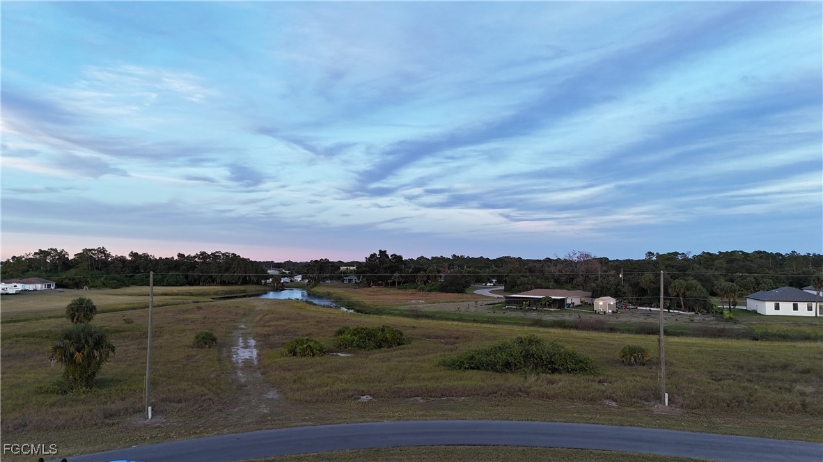 3019 Nw Beechwood Cir Property Photo 4