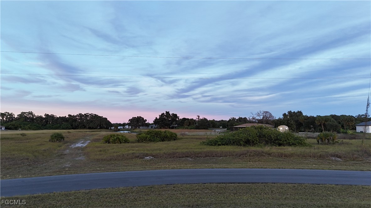 3019 Nw Beechwood Cir Property Photo 5