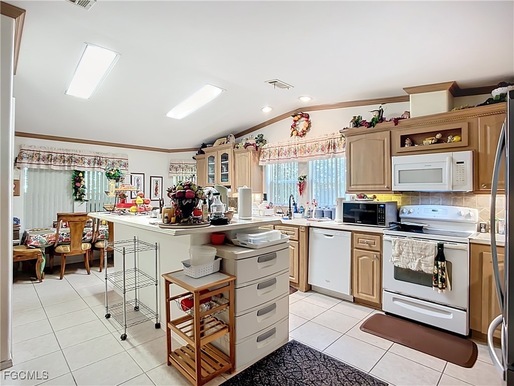 1432 Silver Lake Rd Property Photo 14