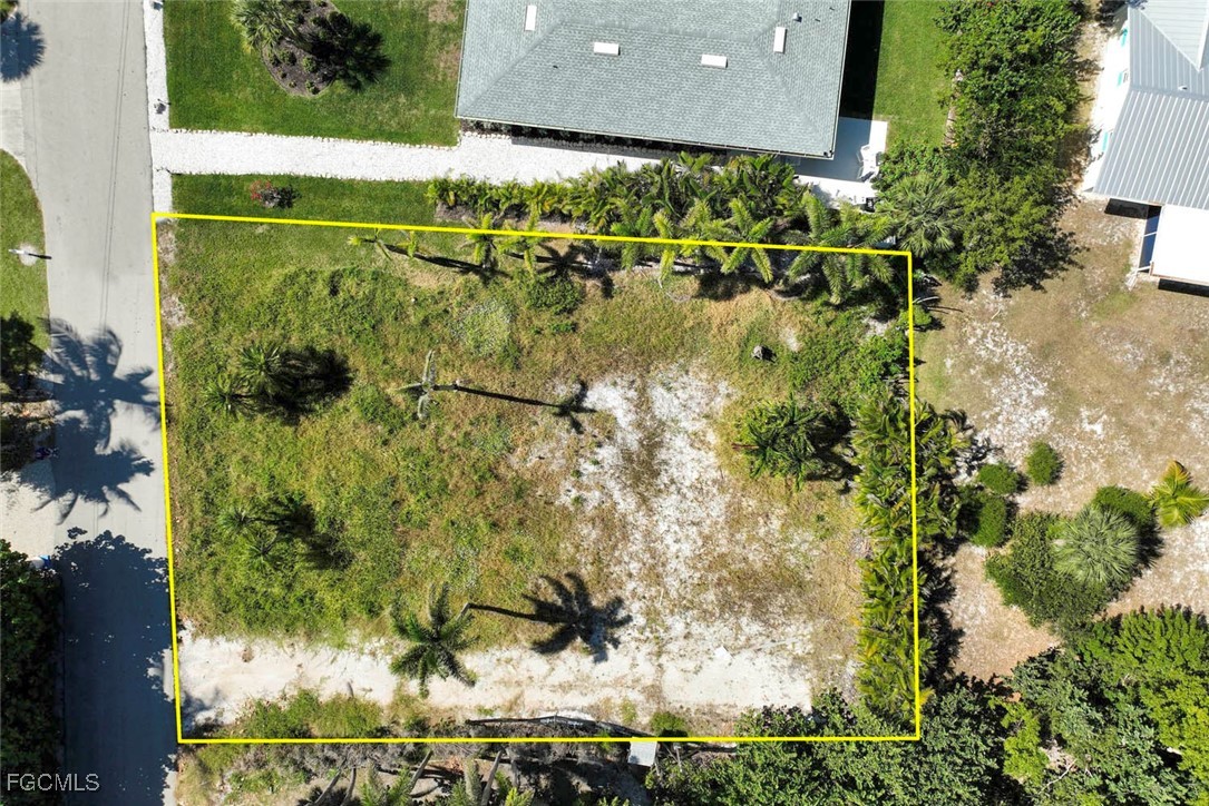 524 Lagoon Dr Property Photo 11