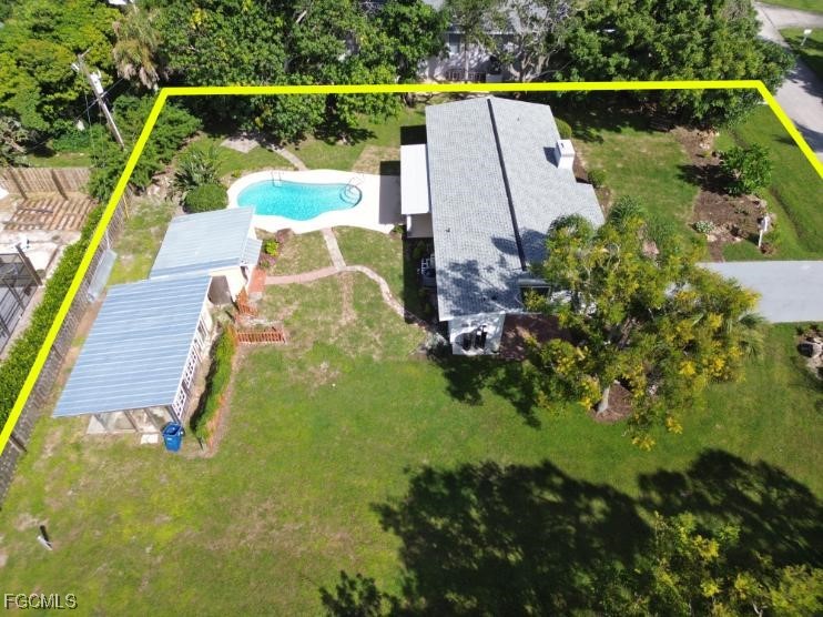 4970 Riverside Dr Property Photo 6