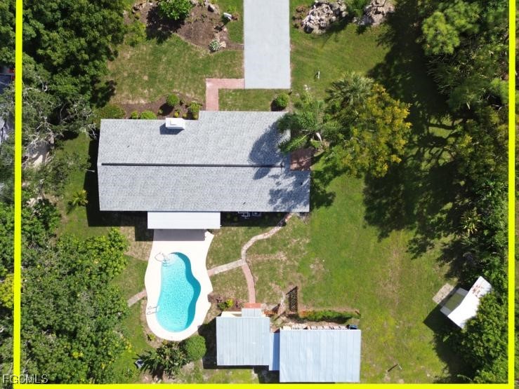 4970 Riverside Dr Property Photo 33