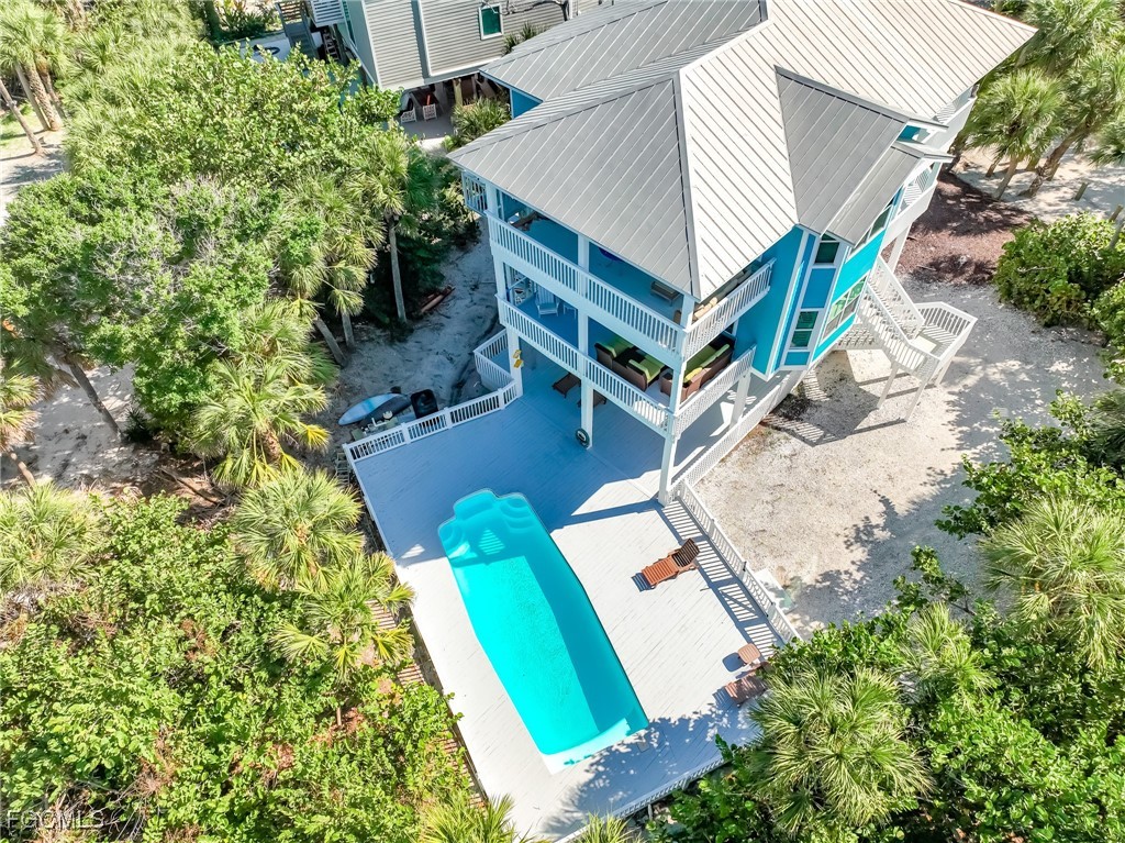 4560 Conch Shell Dr Property Photo 3