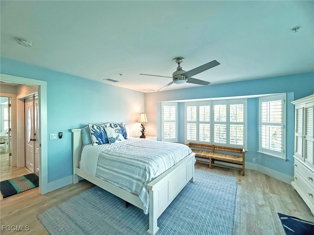 4560 Conch Shell Dr Property Photo 24