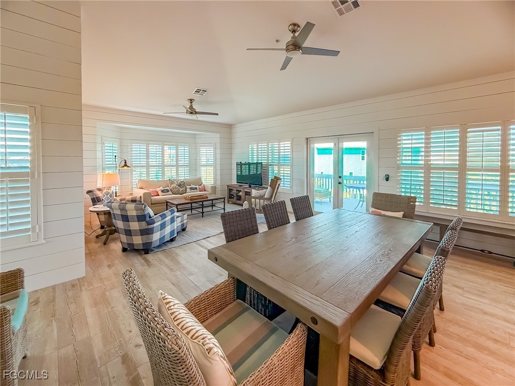 4560 Conch Shell Dr Property Photo 34