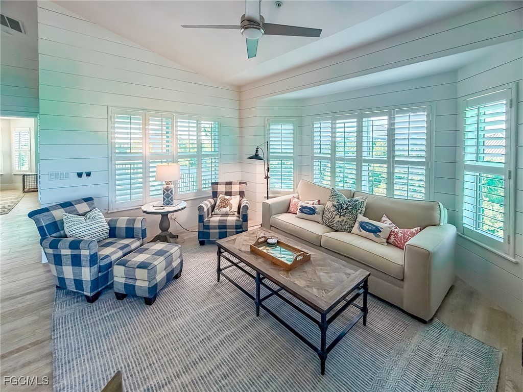 4560 Conch Shell Dr Property Photo 38