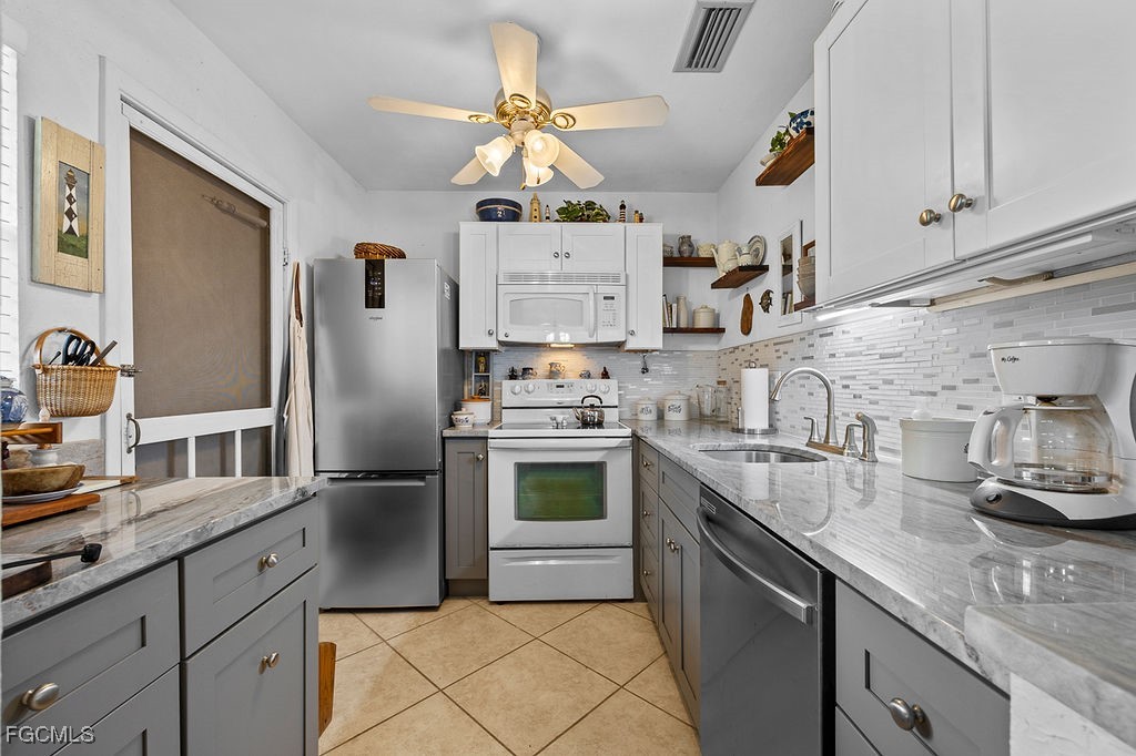 1409 Tropic Ter Property Photo 1