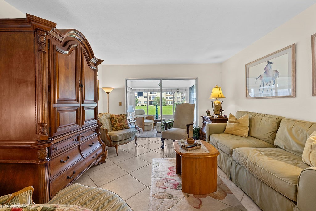 1409 Tropic Ter Property Photo 7