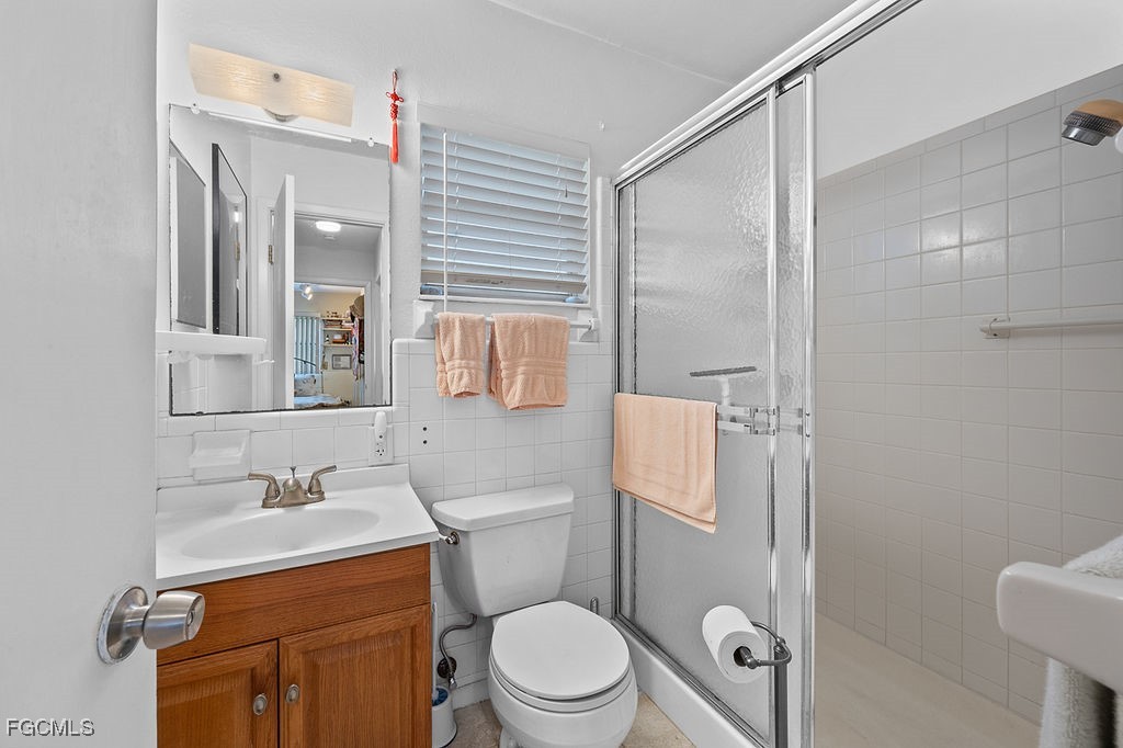 1409 Tropic Ter Property Photo 15