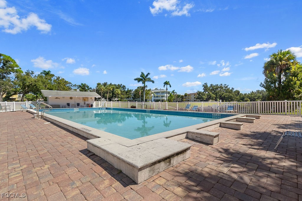 1409 Tropic Ter Property Photo 18