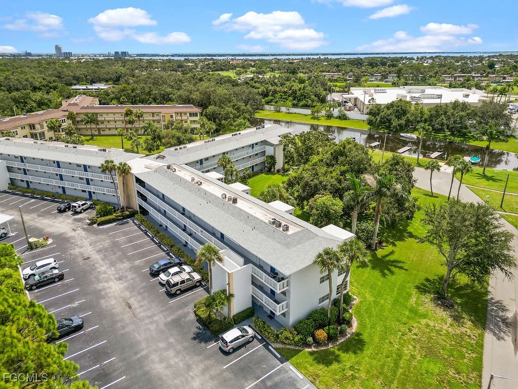 1409 Tropic Ter Property Photo 30