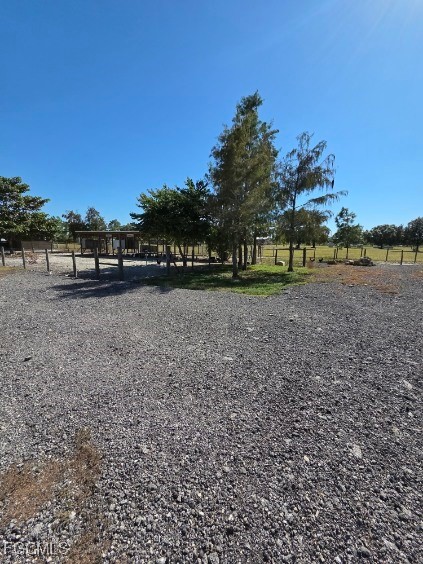 1860 Poinsettia Ave Property Photo 28