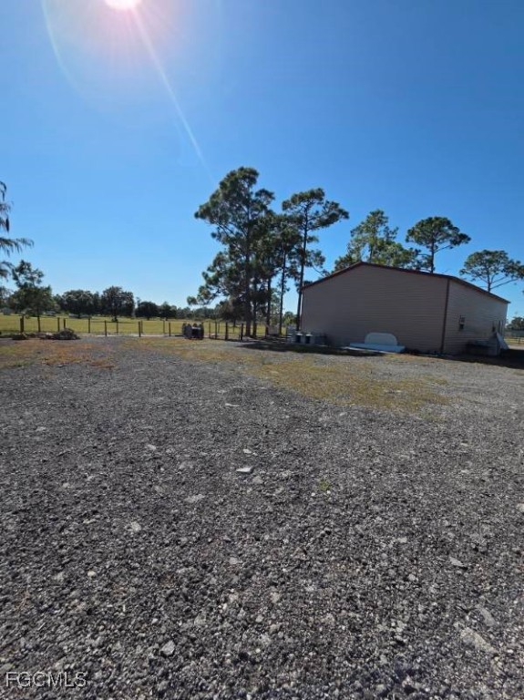 1860 Poinsettia Ave Property Photo 29