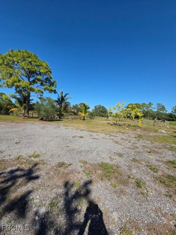 1860 Poinsettia Ave Property Photo 37
