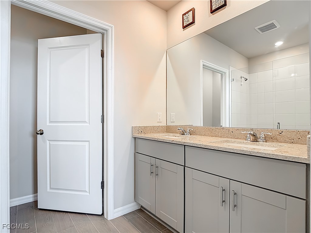 17914 Saddle Rd Property Photo 24
