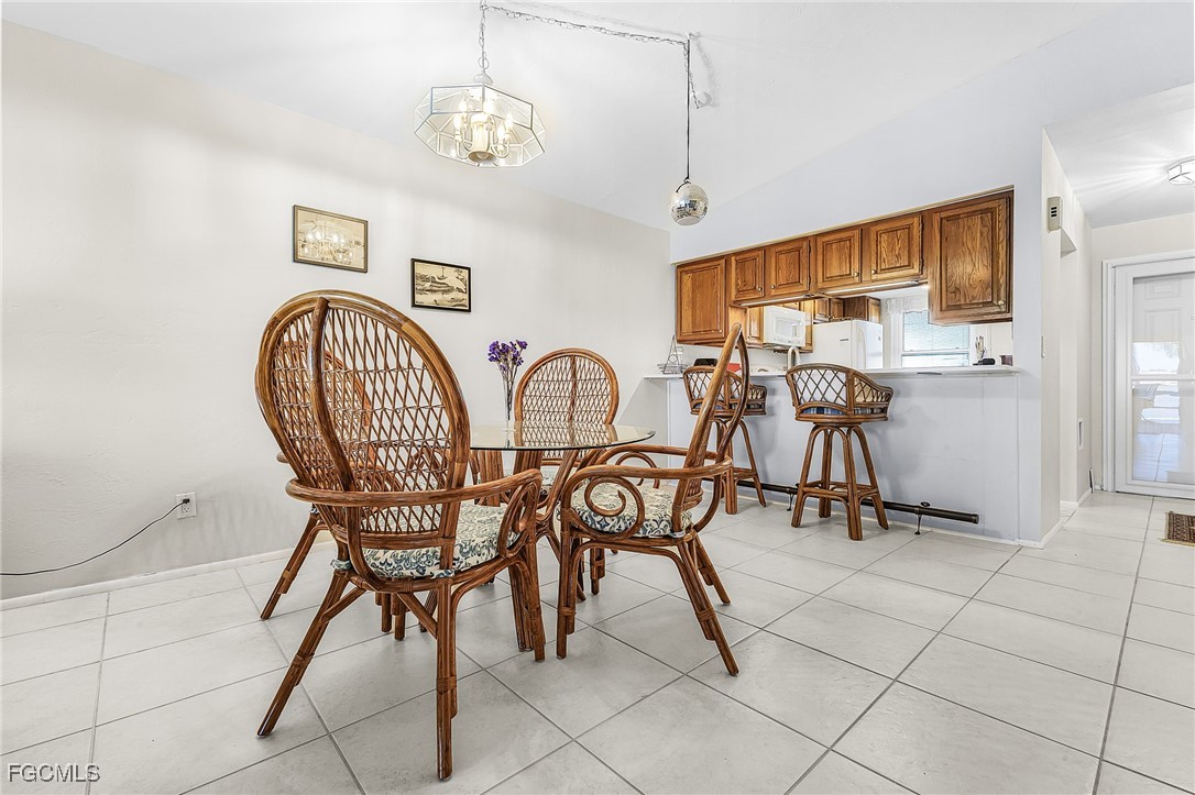 2888 Oleander St C4 Property Photo 8