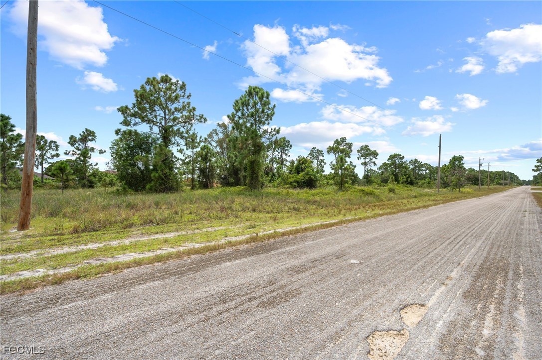 1226 Edelweiss St E Property Photo 12