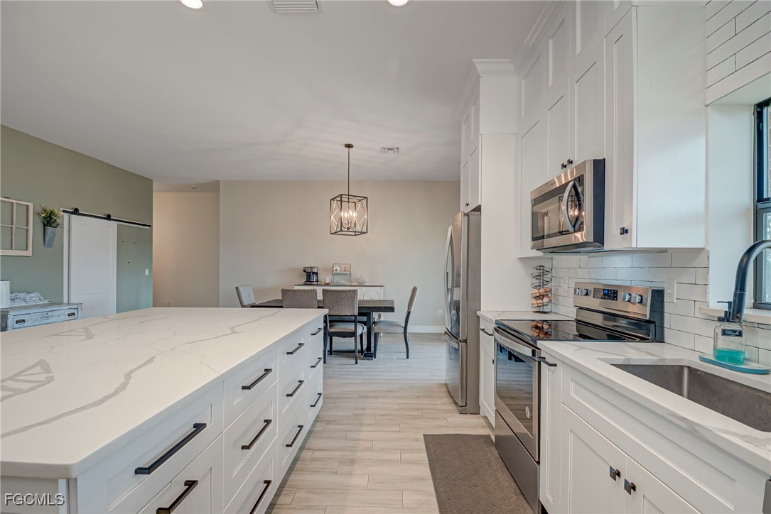 7717 16th Ter Property Photo 11