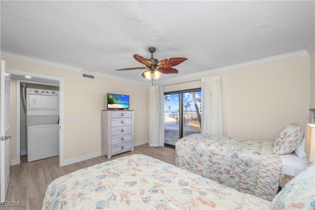2445 W Gulf Dr 4e Property Photo 4