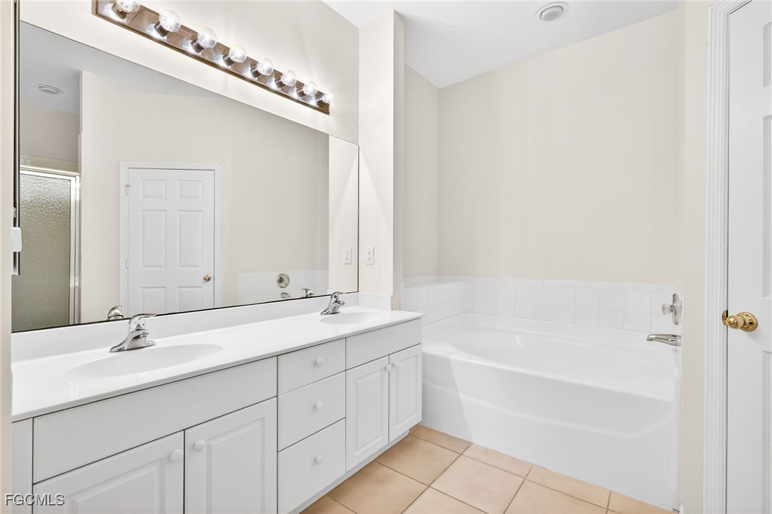 11865 Bayport Ln 1201 Property Photo 25