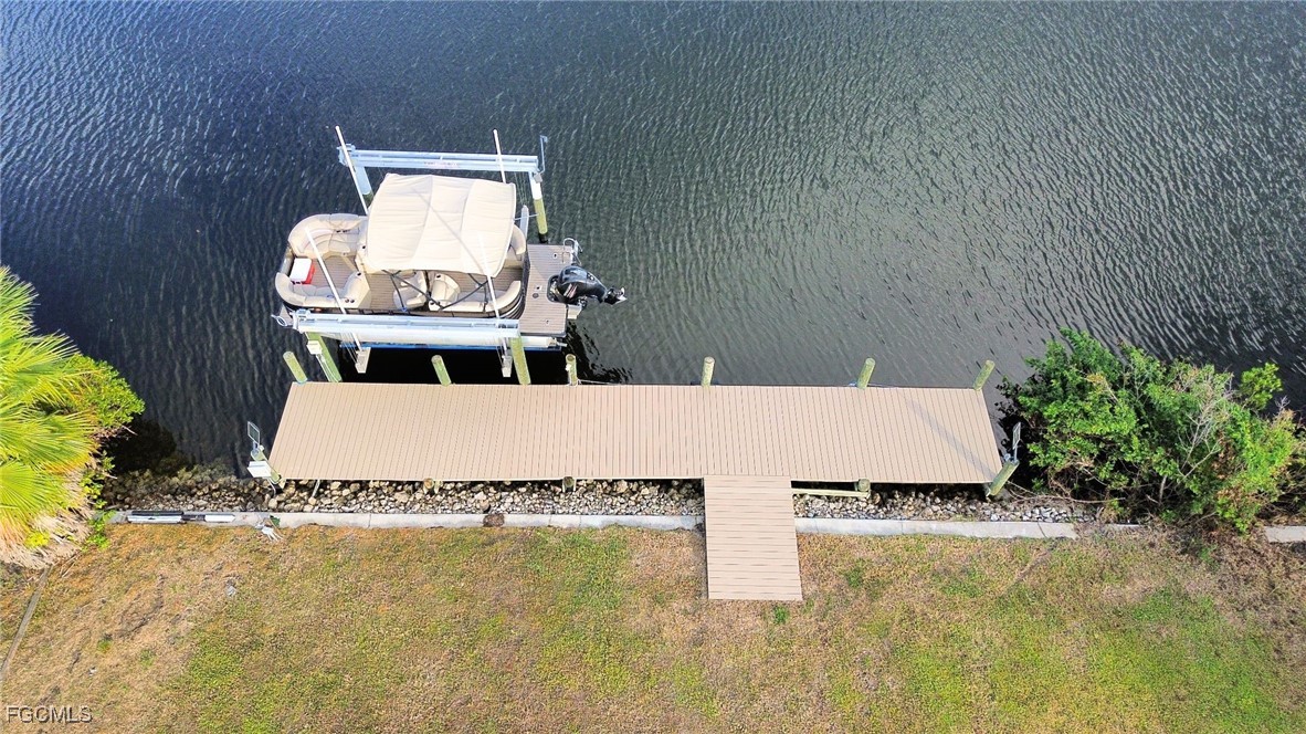 5258 River Bay Dr Property Photo 8