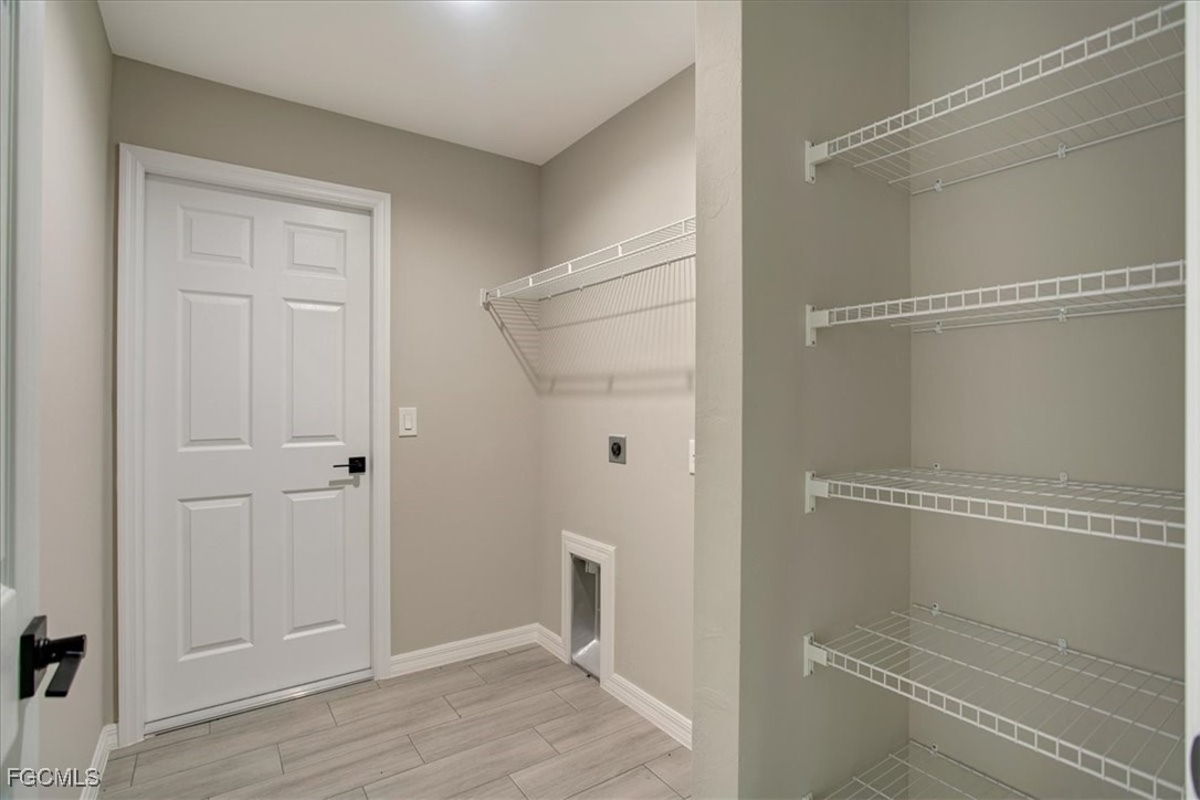 3010 67th St W Property Photo 17