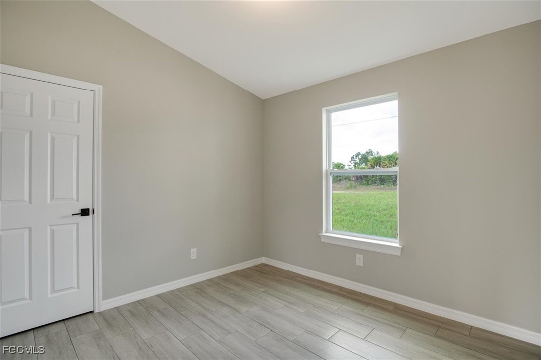 3010 67th St W Property Photo 18